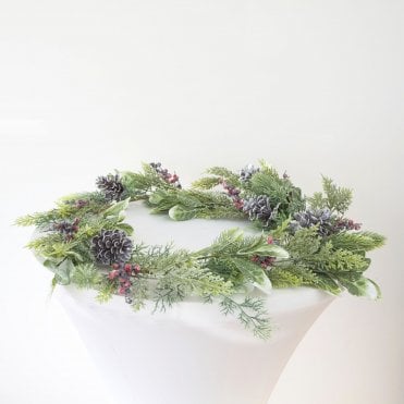 Foliage and Red Berry Garland 183cm