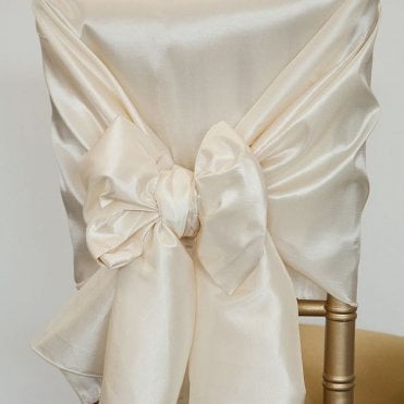 Taffeta Hood Ivory