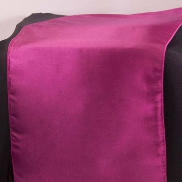 Taffeta Table Runner Raspberry