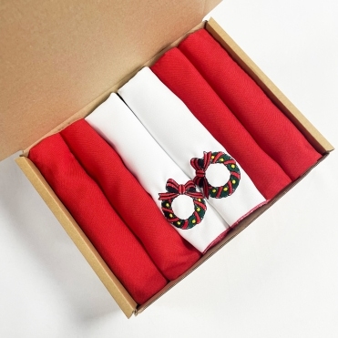 Xmas Embroidered Napkin Set of 6 - Wreath with Red Napkins